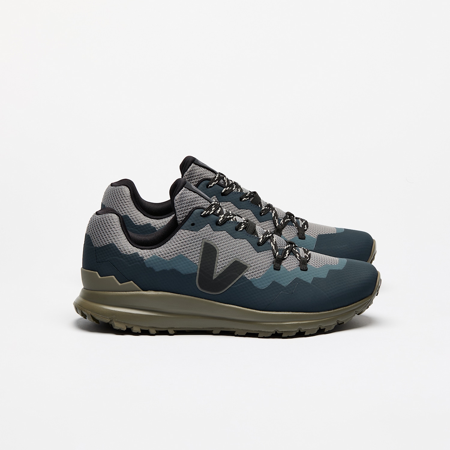 veja-sneakers-fitz-roy-light-vegan-grey-ft1820585_1