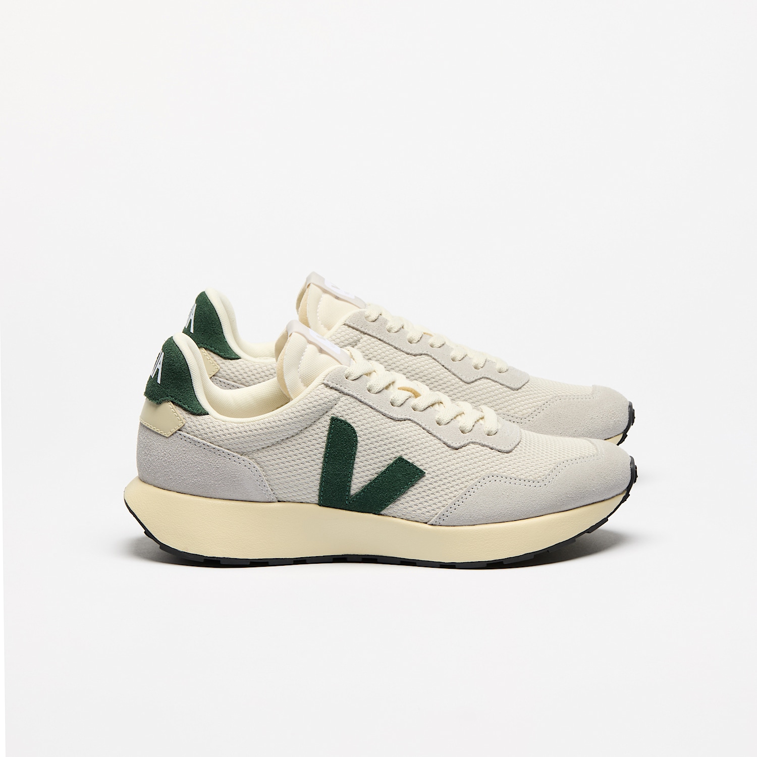 veja-sneakers-paulistana-recycled-beige-ps1820478_1