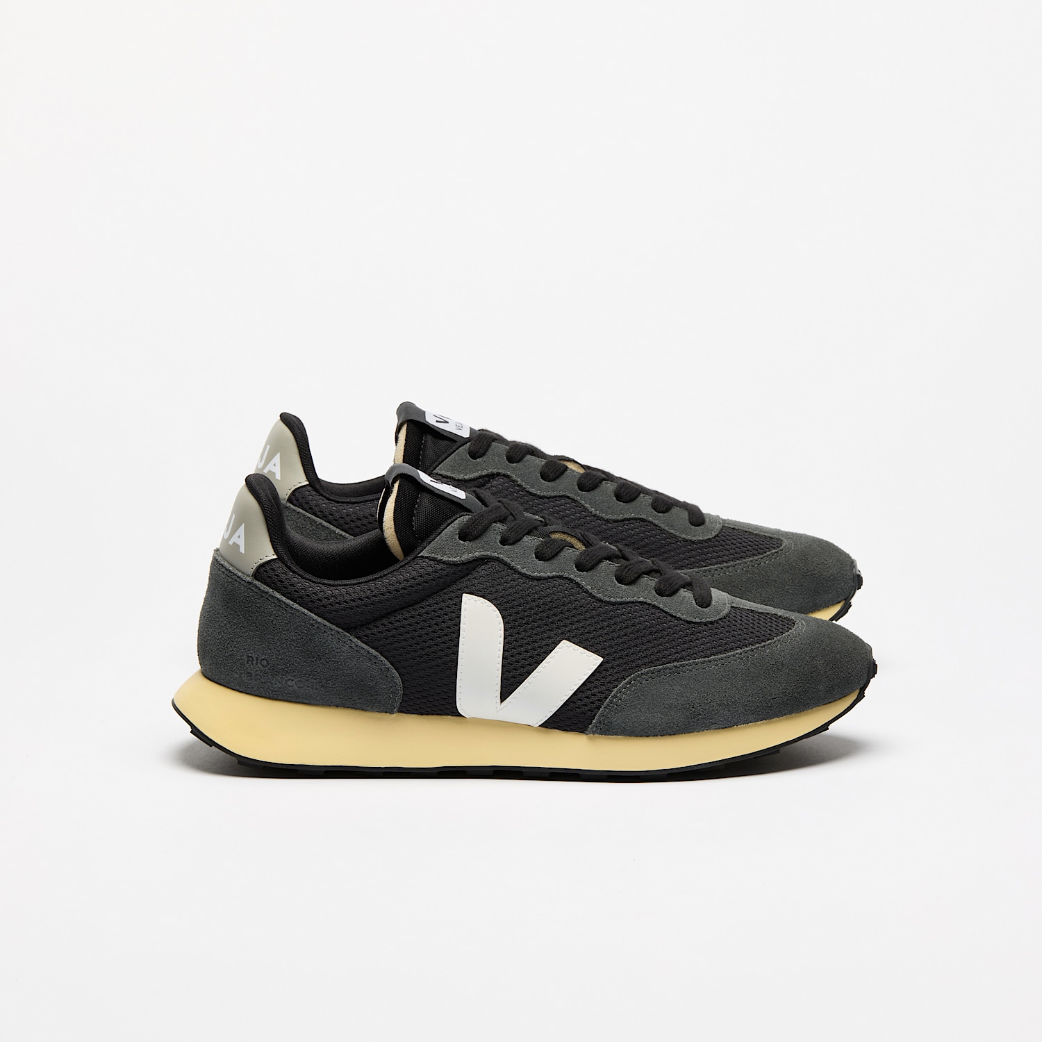 veja-sneakers-rio-branco-ii-recycled-black-ro1803870_1