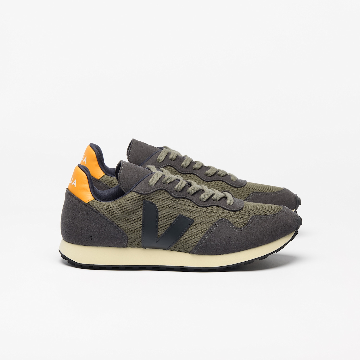 veja-sneakers-sdu-rec-vegan-green-rr1820815_1