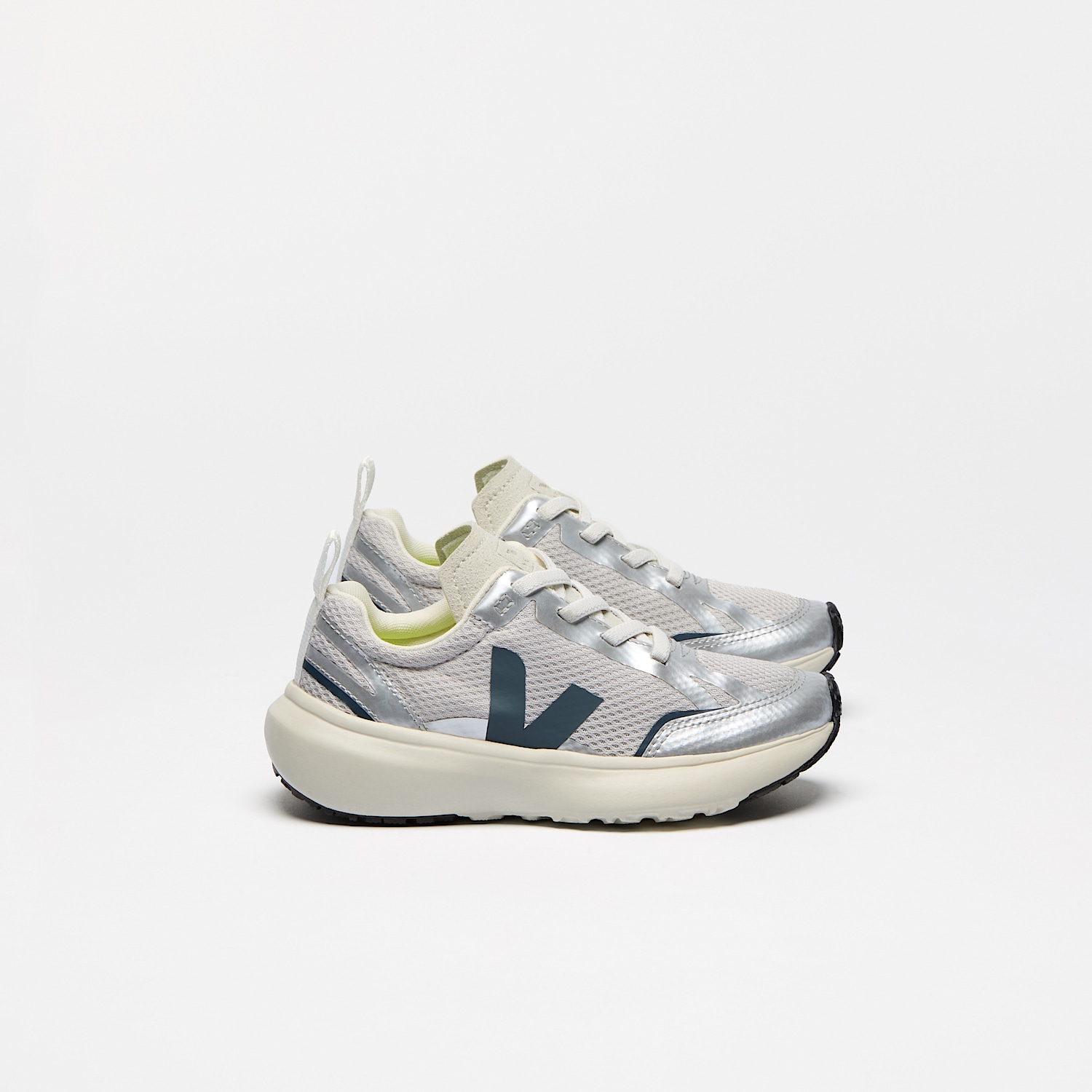 veja-sneakers-small-canary-light-vegan-grey-yl1820623_1