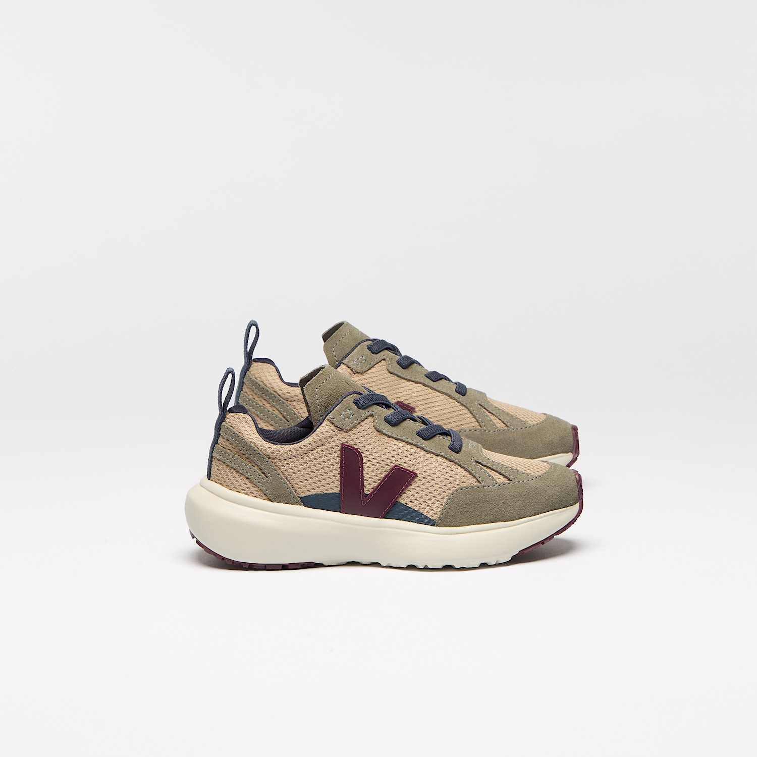 veja-sneakers-small-canary-veja-x-bonpoint-recycled-beige-sc1821167_1